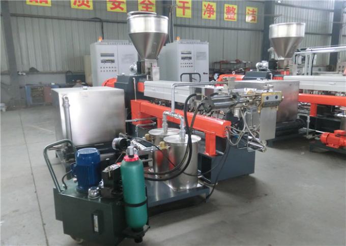 Machine de pelletisation de PVC de la CE ISO9001, hauts granules de couple faisant la machine 
